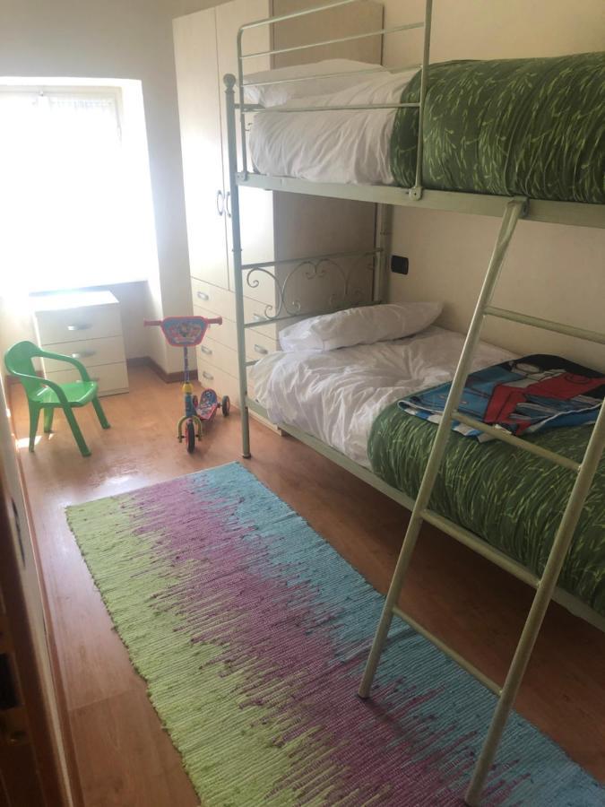 Ficarra Apartments 梅泽格拉 外观 照片